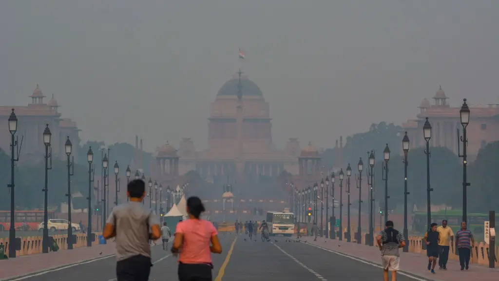 Delhi winter pollution plan: 50% work from home, vehicle curbs and construction ban from November