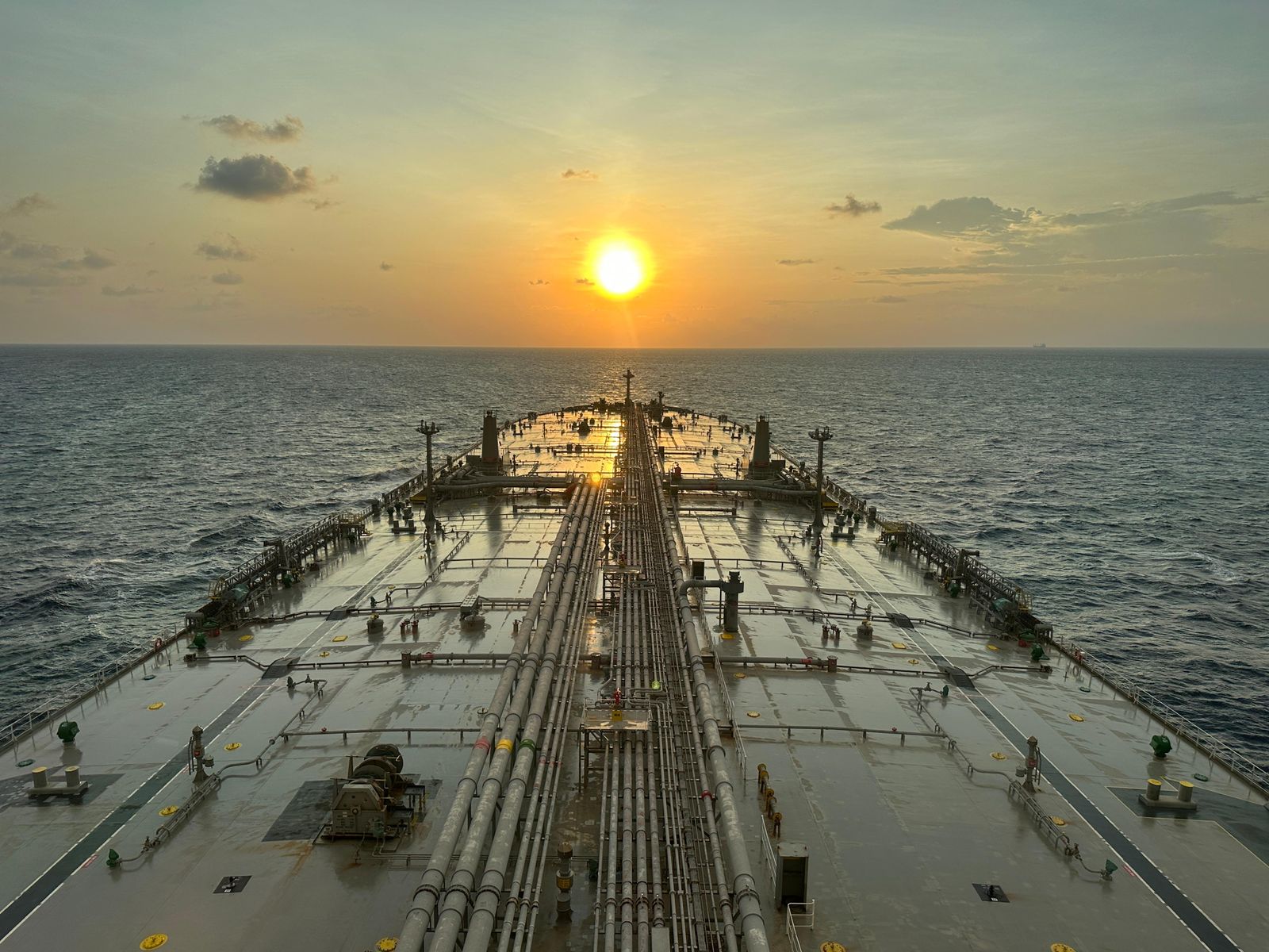 Iran holds to Hormuz conditions after Trump’s rejection; IRGC claims capture of US underwater drone Iran holds to Hormuz conditions after Trump’s rejection; IRGC claims capture of US underwater drone