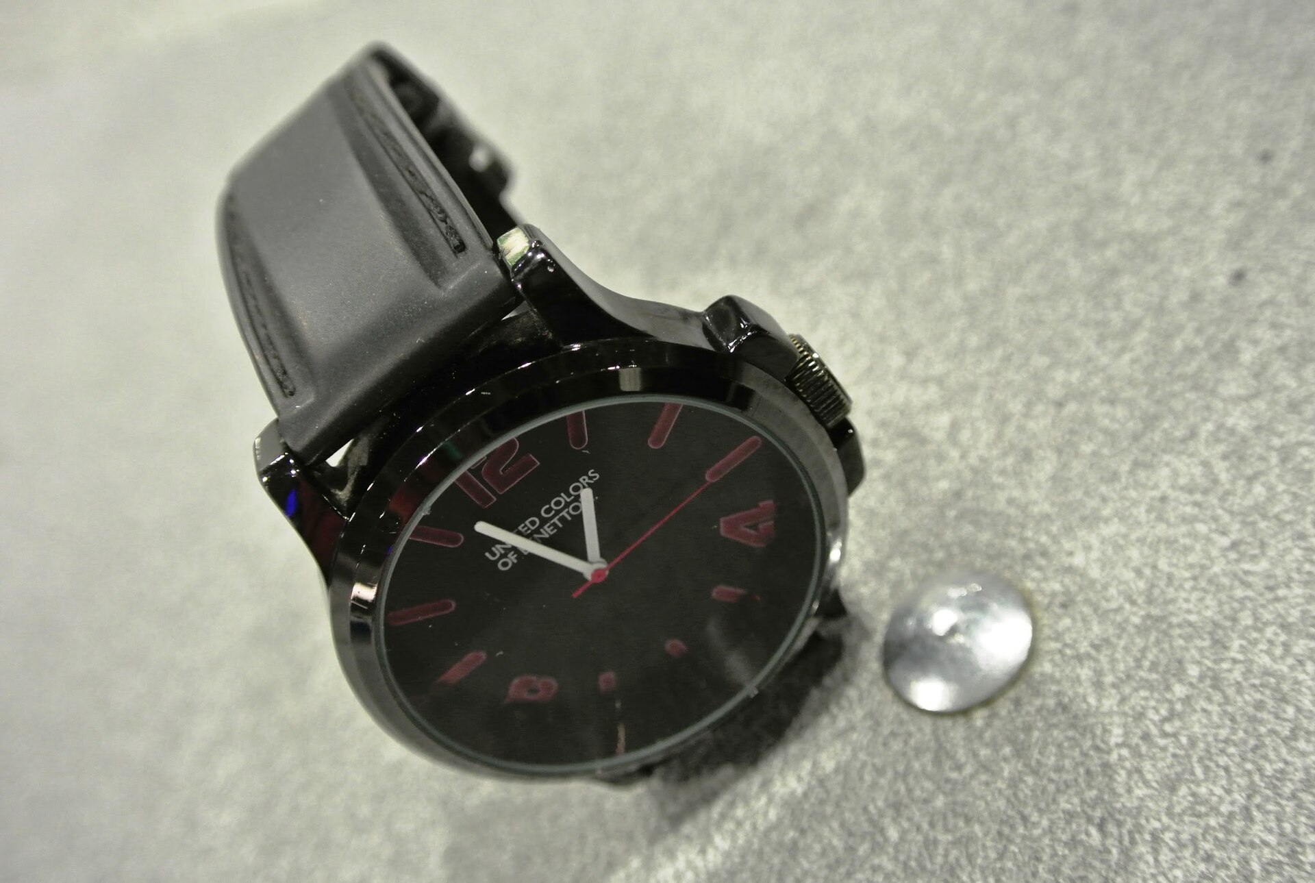 Wristwatch mechanism close-up