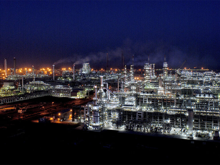 India oil imports from the Gulf rise as Russian crude eases in September