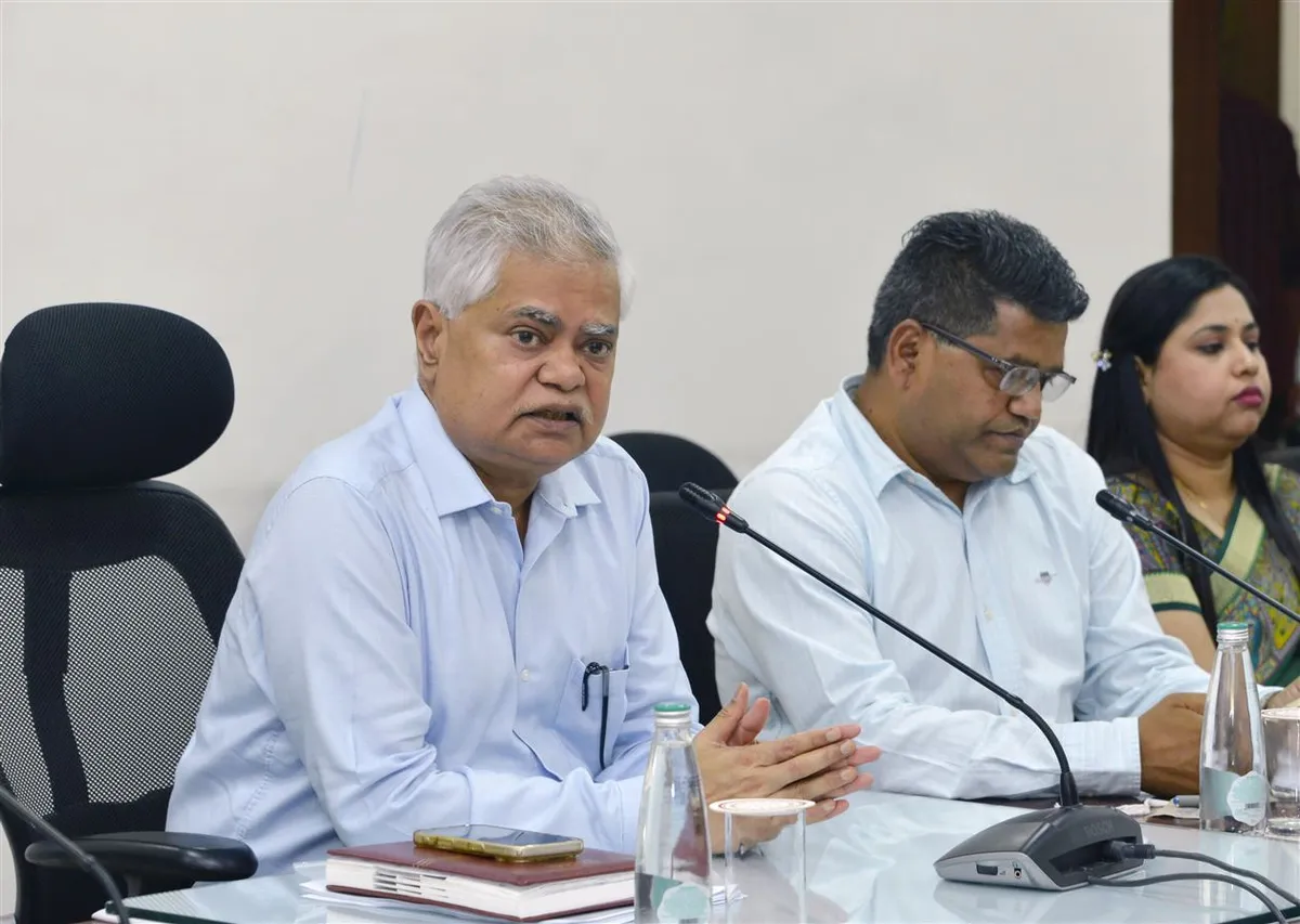 Rajasthan panchayat election: State Election Commissioner Rajeshwar Singh at the observers' workshop in Jaipur