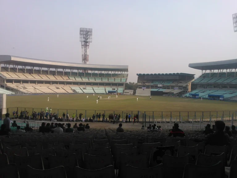Uruguay footballers try cricket at Kolkata’s Eden Gardens